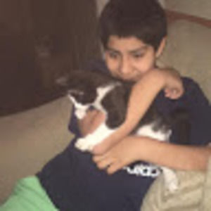 Meet your Posher, Zoila